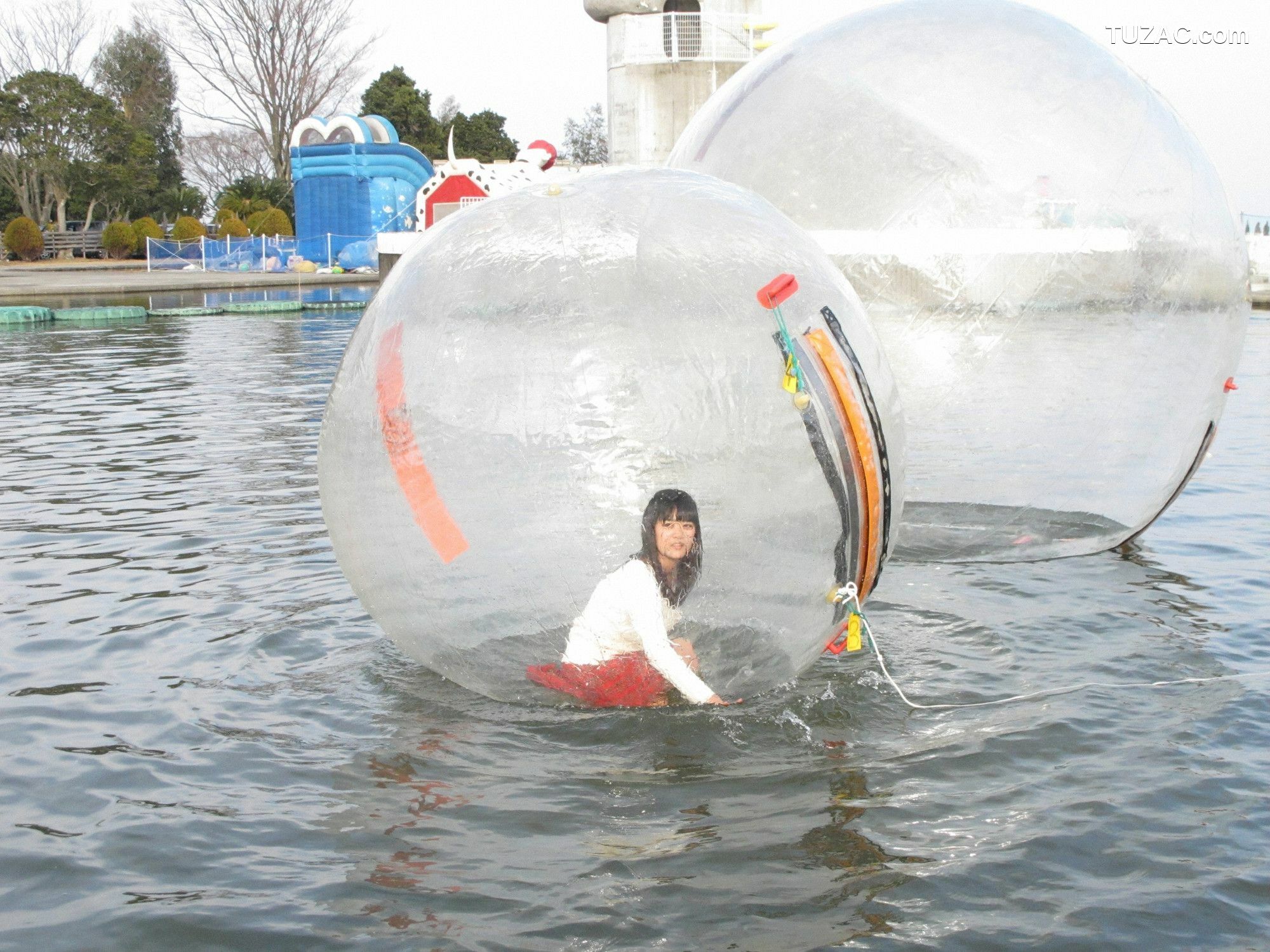 YS Web_东江日香理/あがりえひかり《ぷるぷる遊戲》写真集 Vol.599[76P]