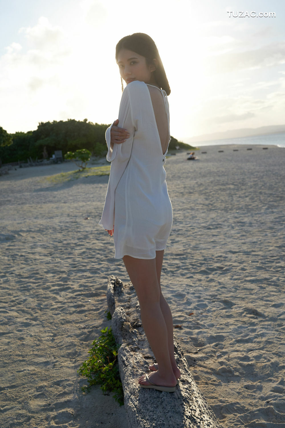 YS Web_伊東紗冶子《神Body》 Vol.790 写真集[100P]