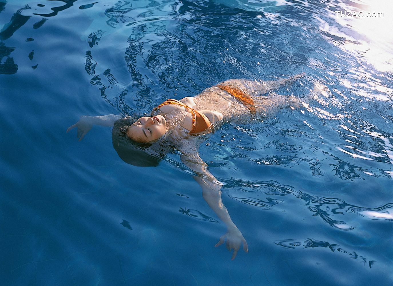 YS Web_佐藤寛子《Dive Into Your Body》写真集 Vol.127[67P]