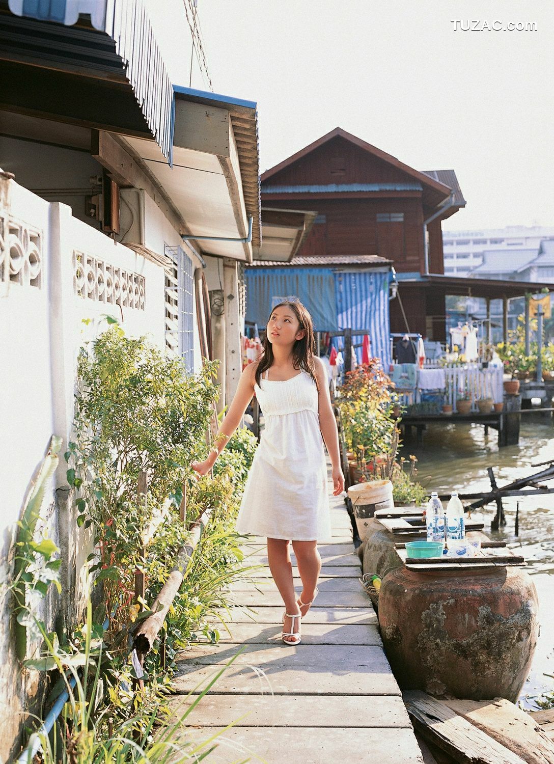 YS Web_入江紗綾《Road~旅立ち~》写真集 Vol.269[76P]