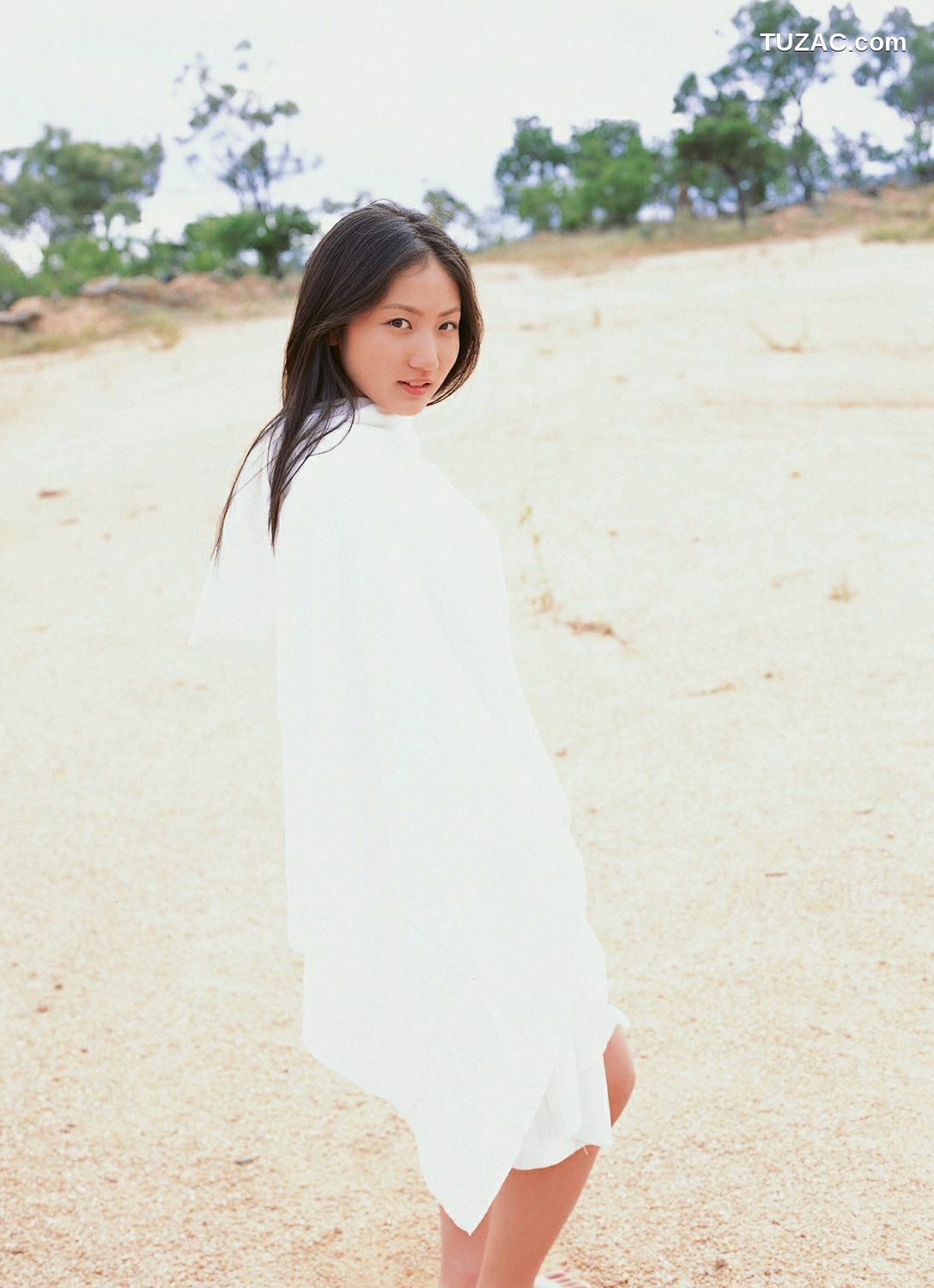 YS Web_入江紗綾《Road~旅立ち~》写真集 Vol.273[114P]