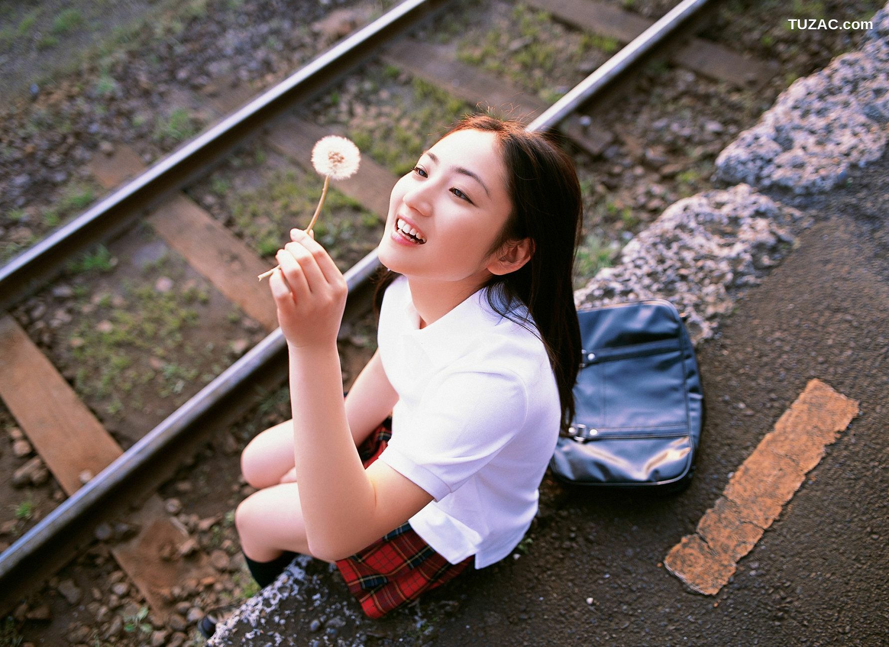YS Web_入江紗綾《放課後の冒険》写真集 Vol.310[124P]