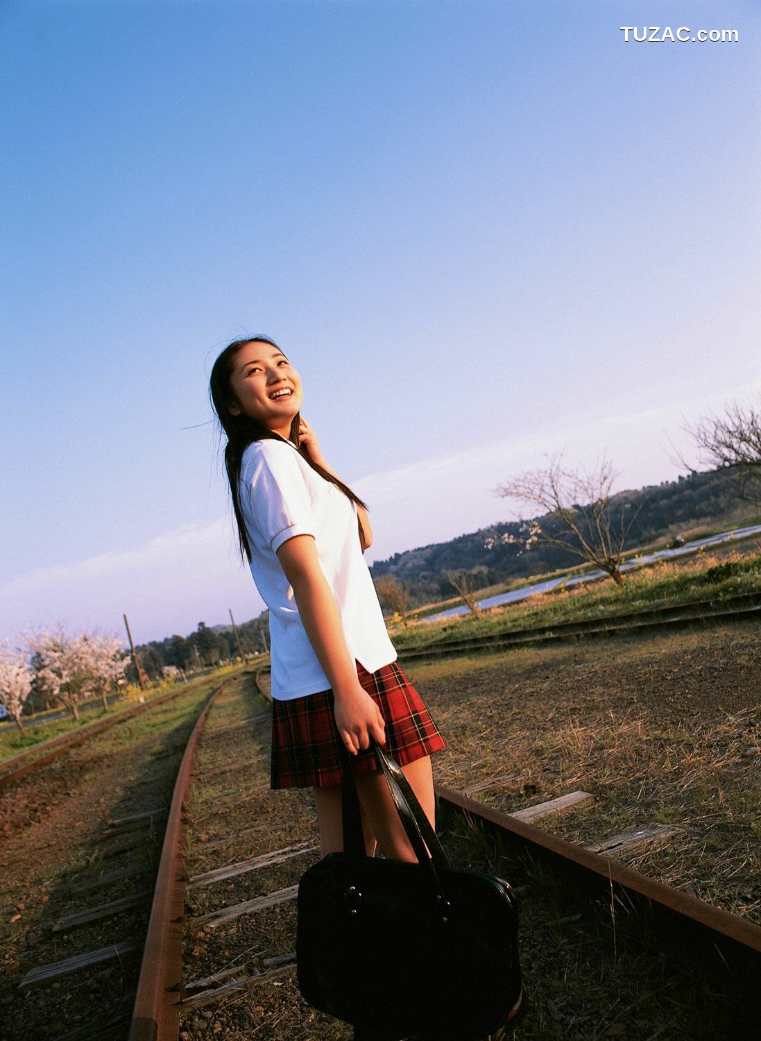 YS Web_入江紗綾《放課後の冒険》写真集 Vol.310[124P]