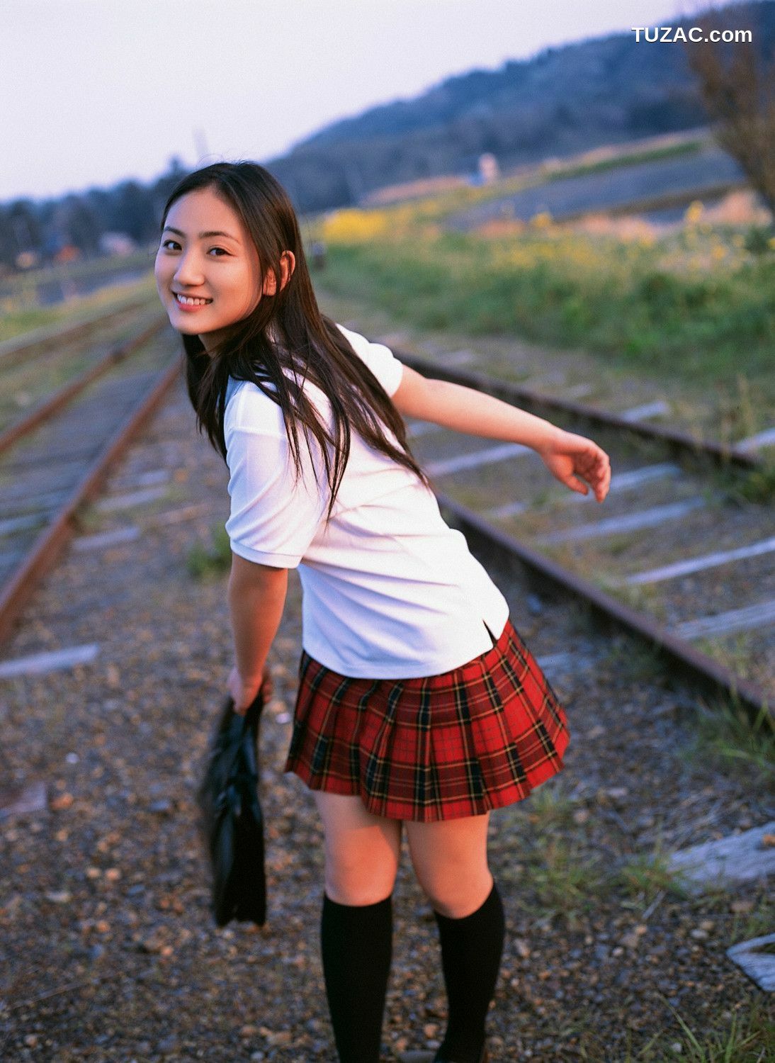 YS Web_入江紗綾《放課後の冒険》写真集 Vol.310[124P]