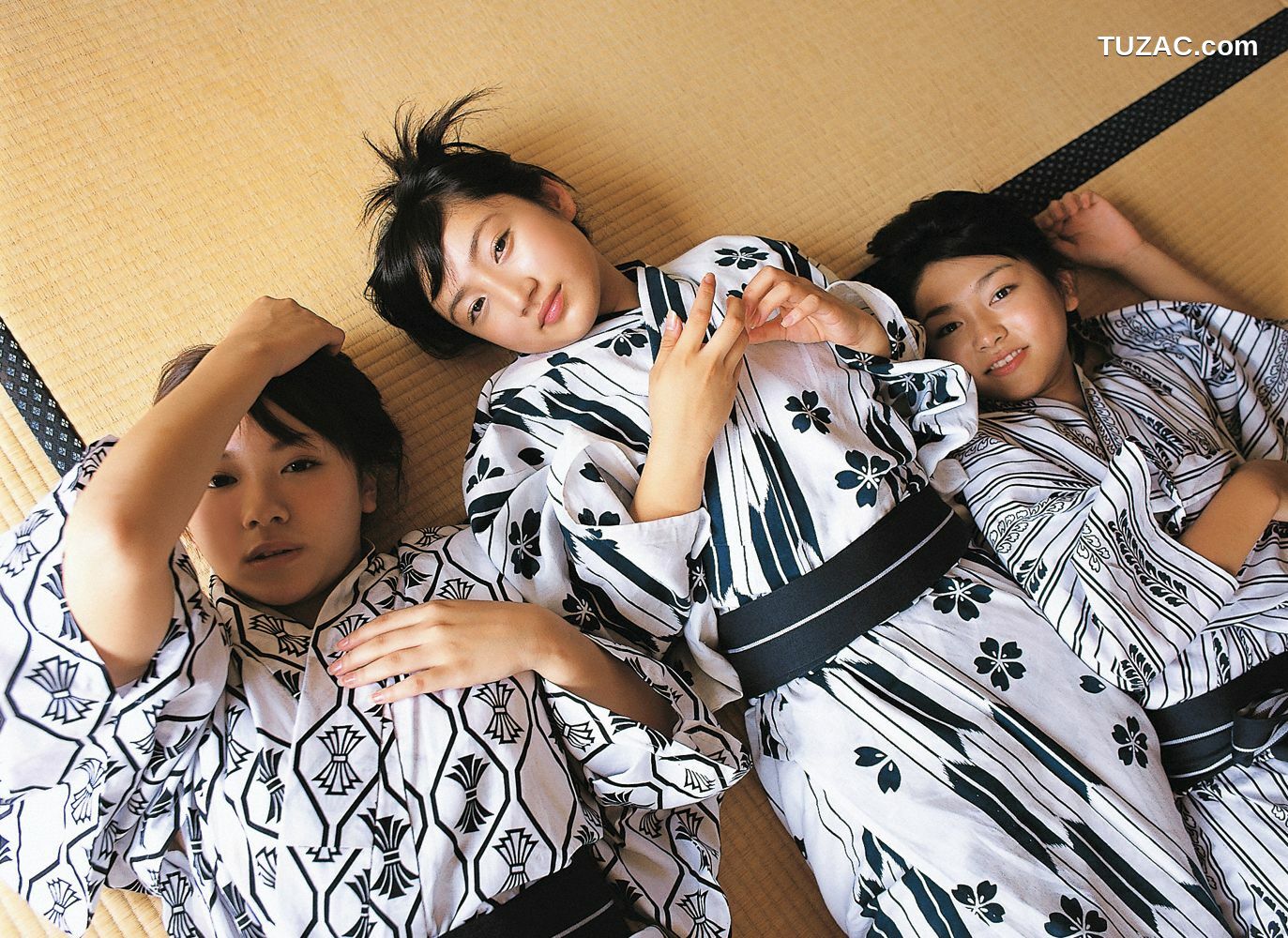 YS Web_入江纱绫、冈田留奈、井口梨央《chase》写真集 Vol.178[55P]