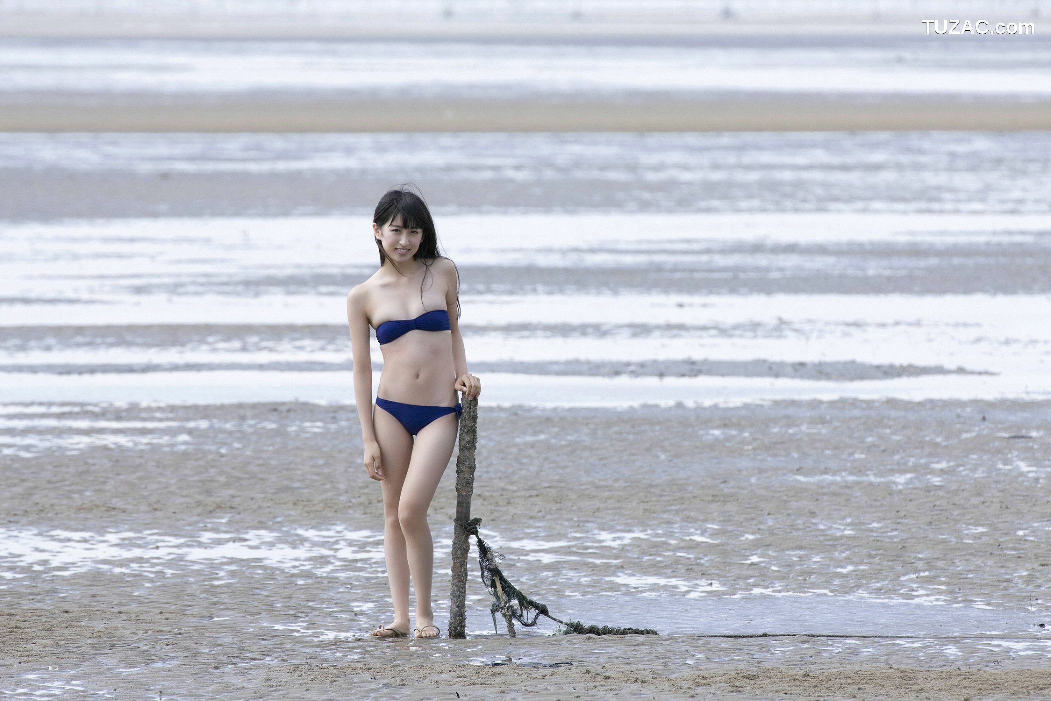 YS Web_入矢麻衣《一瞬で恋に落ちた!!》写真集 Vol.386[100P]