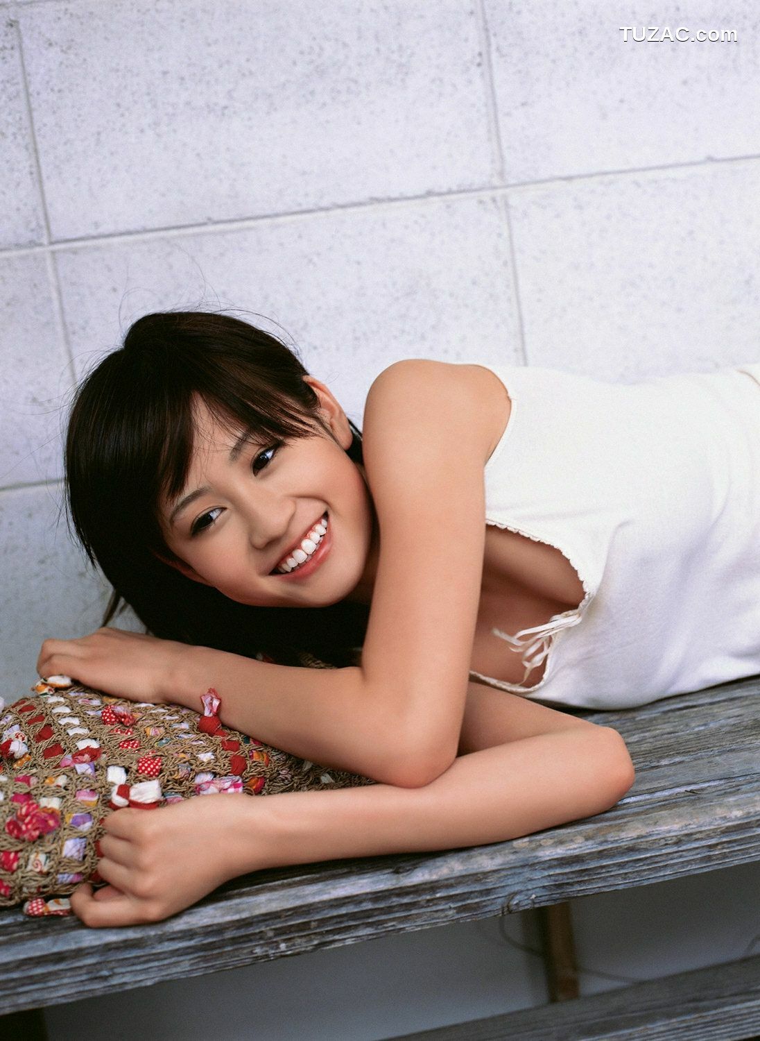 YS Web_前田敦子《AKBのネ申、あっちゃん》写真集 Vol.277[69P]