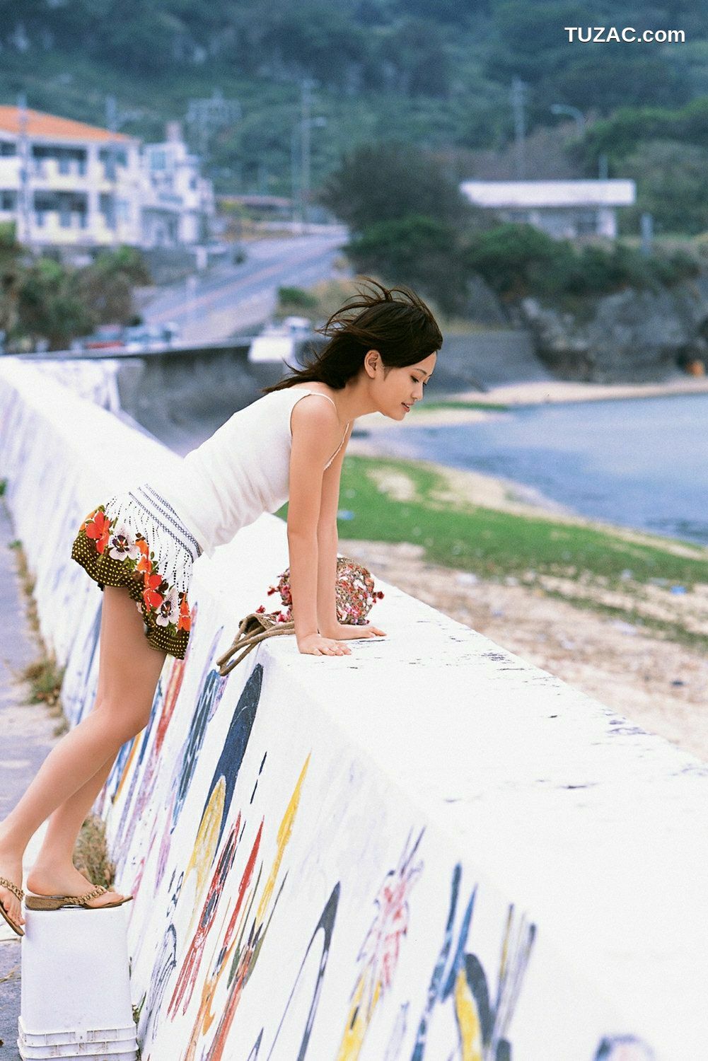 YS Web_前田敦子《AKBのネ申、あっちゃん》写真集 Vol.277[69P]