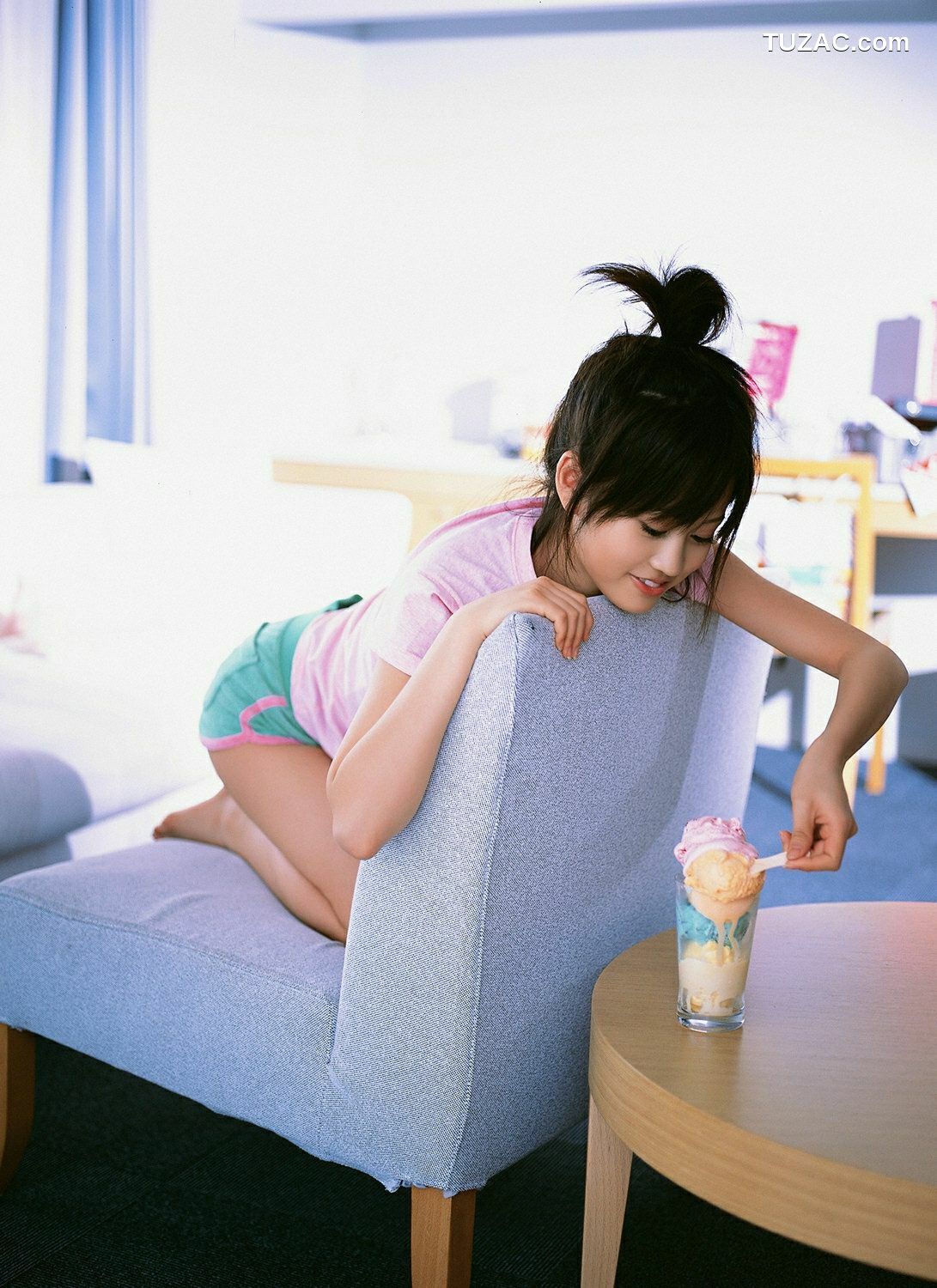 YS Web_前田敦子《AKBのネ申、あっちゃん》写真集 Vol.277[69P]