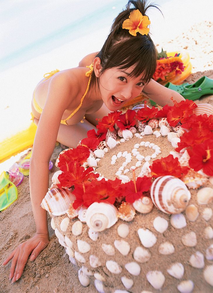 YS Web_小松彩夏《おめでとう、アヤカ!もう、すっかりトナだね》写真集 Vol.175[39P]