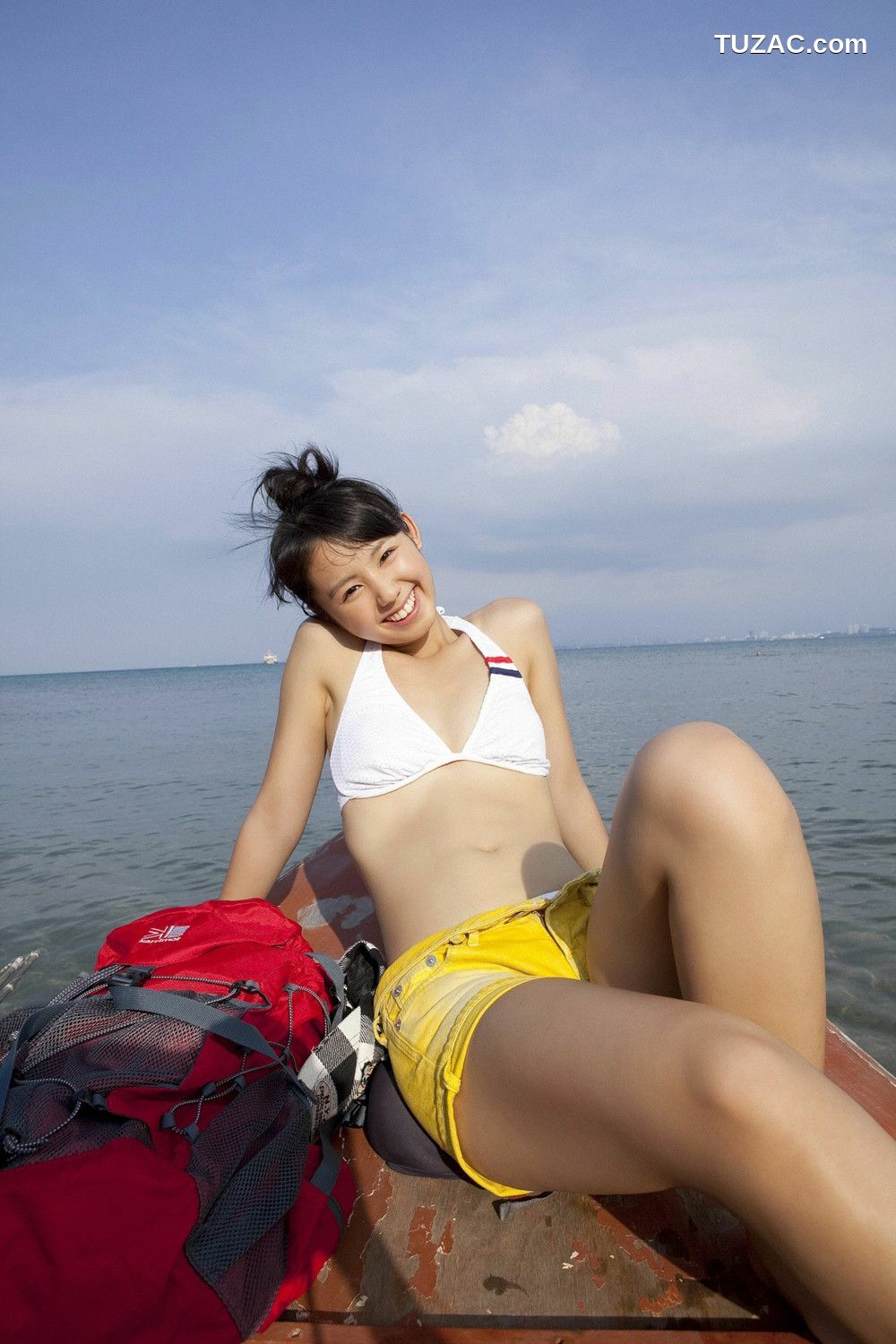 YS Web_小池里奈《冒険したいお年頃》写真集 Vol.377[100P]