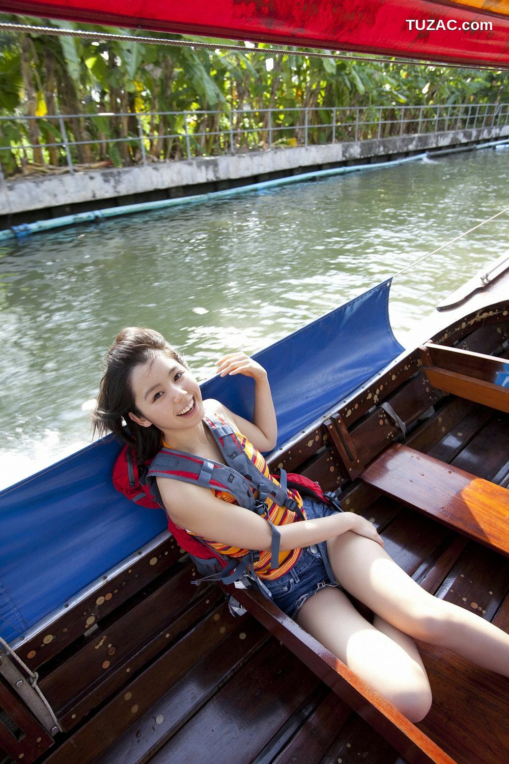 YS Web_小池里奈《冒険したいお年頃》写真集 Vol.377[100P]