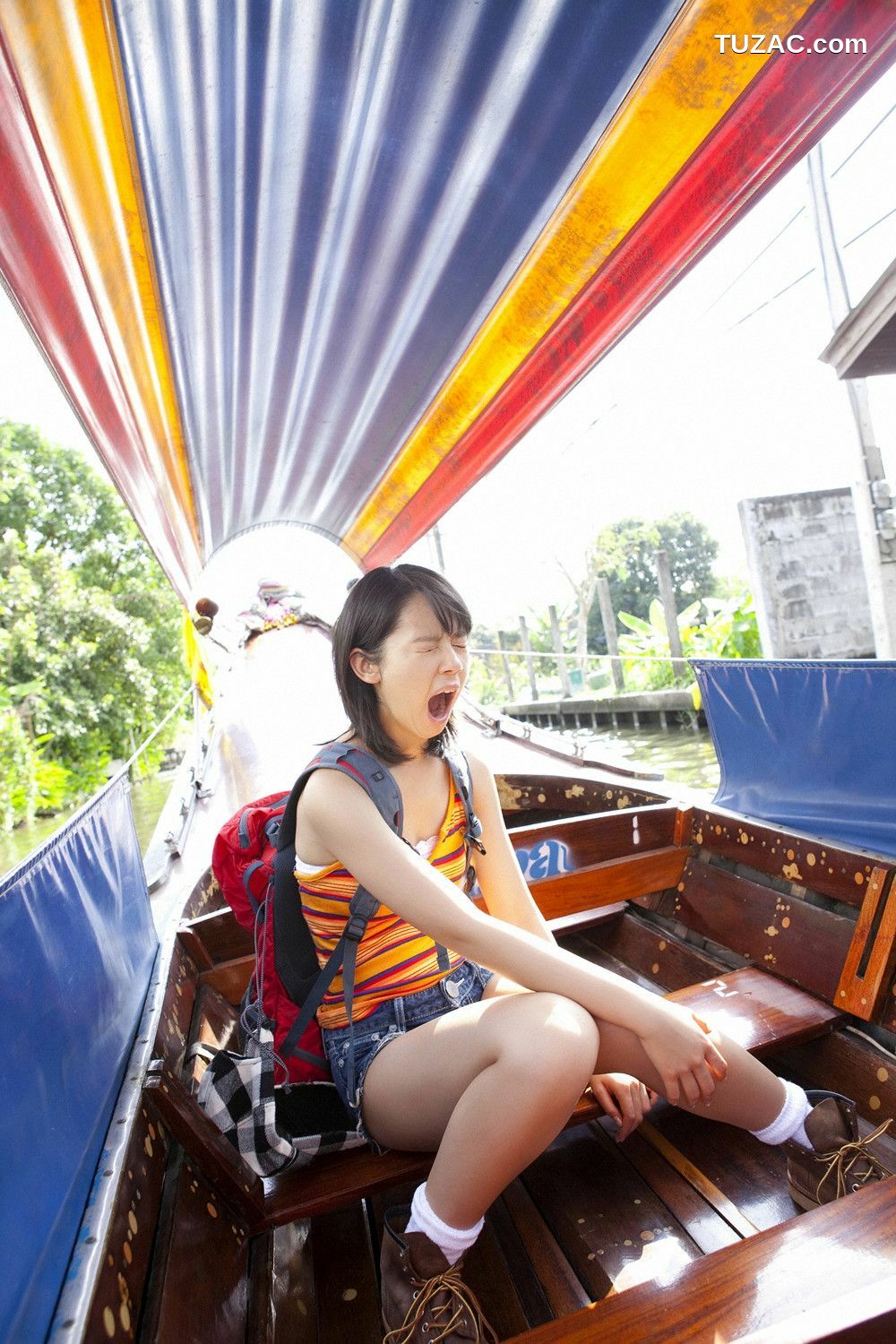 YS Web_小池里奈《冒険したいお年頃》写真集 Vol.377[100P]