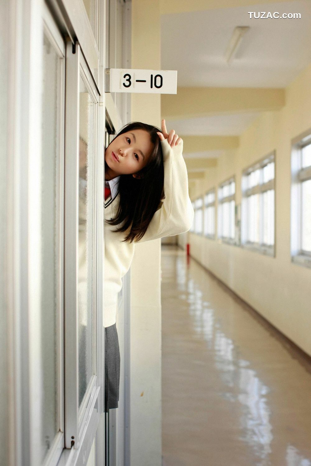 YS Web_小池里奈《卒業～お藏だし秘藏カシト～》写真集 Vol.500[94P]