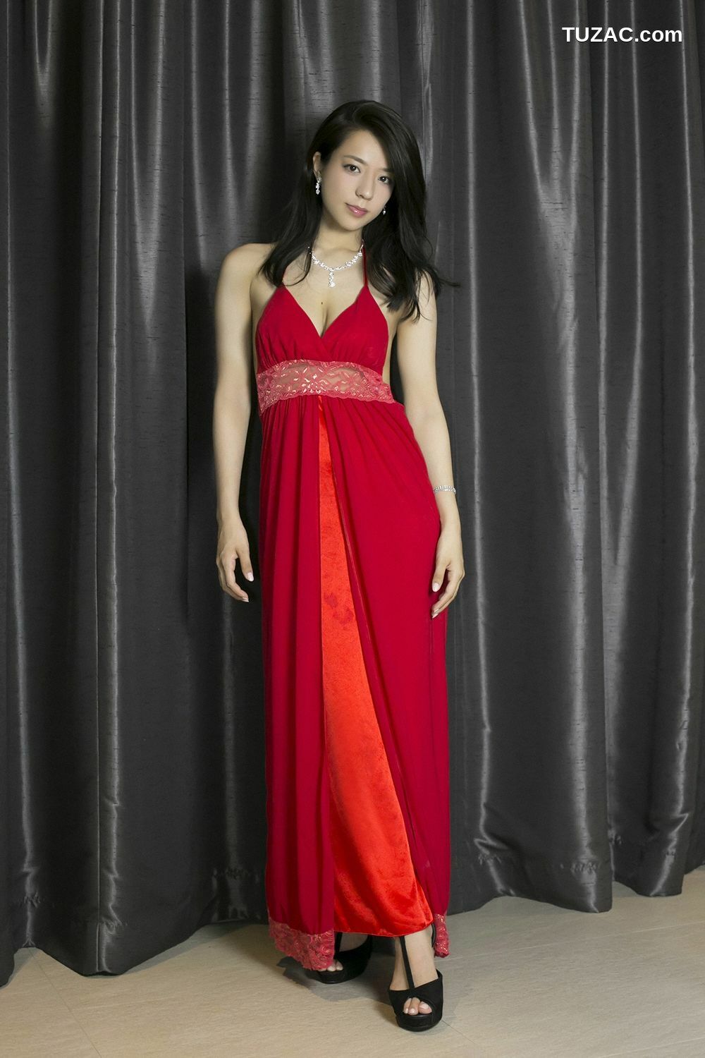 YS Web_小濑田麻由《COMPLETE》 Vol.817 写真集[100P]