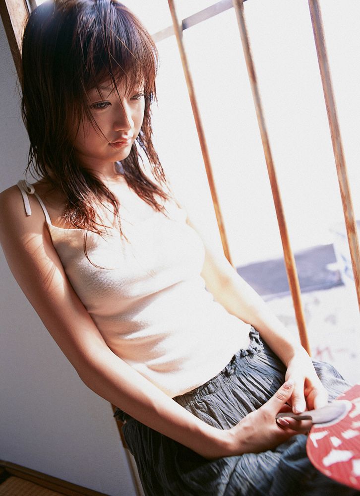 YS Web_工藤里纱《Queen of Smile》写真集 Vol.164[66P]
