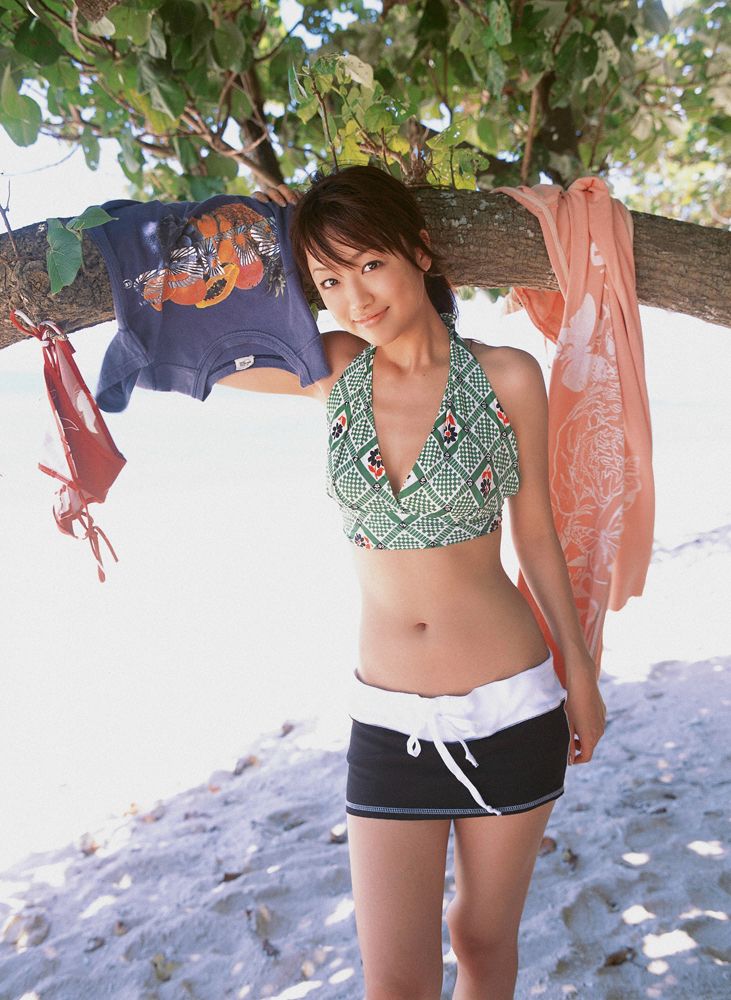 YS Web_工藤里纱《Queen of Smile》写真集 Vol.164[66P]