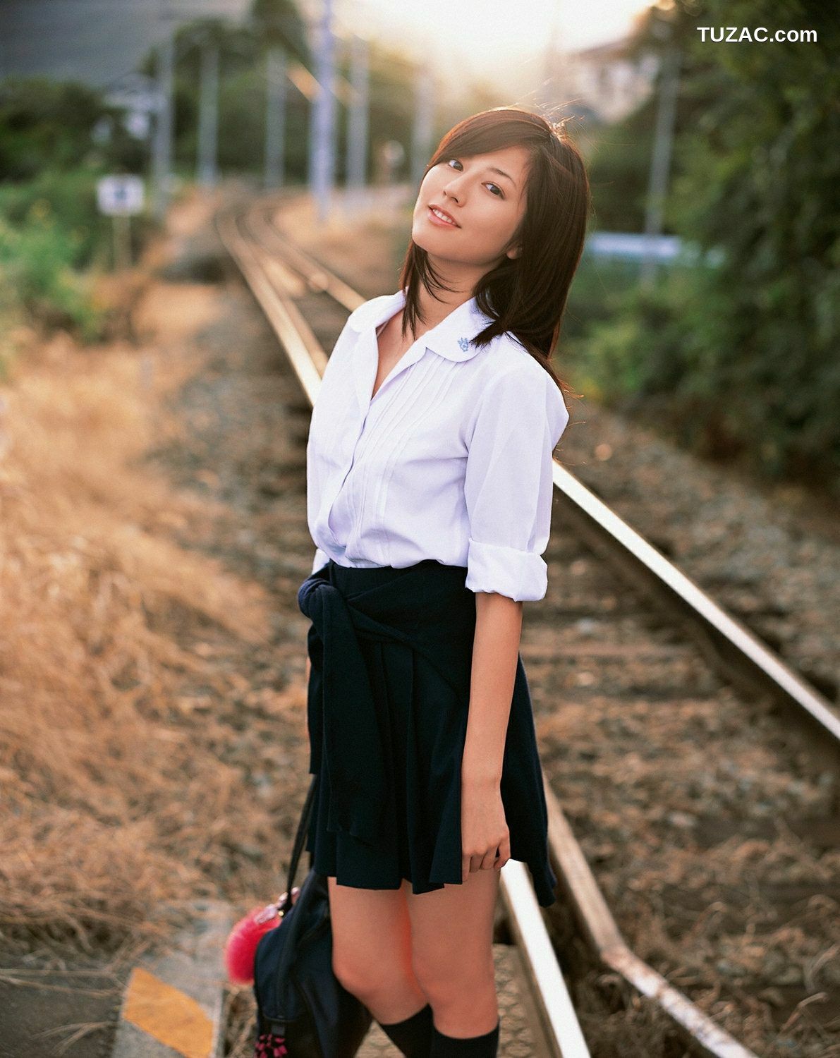 YS Web_杉本有美《ふたりで步いた道》写真集 Vol.209[74P]