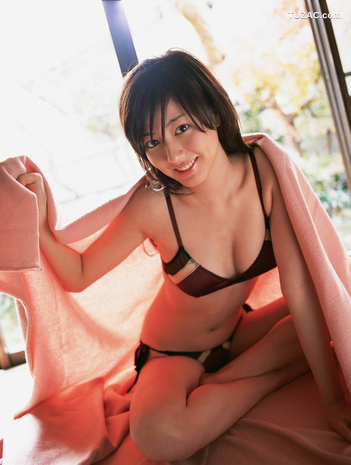 YS Web_杉本有美《超本格派美少女降临!!》写真集 Vol.196[82P]