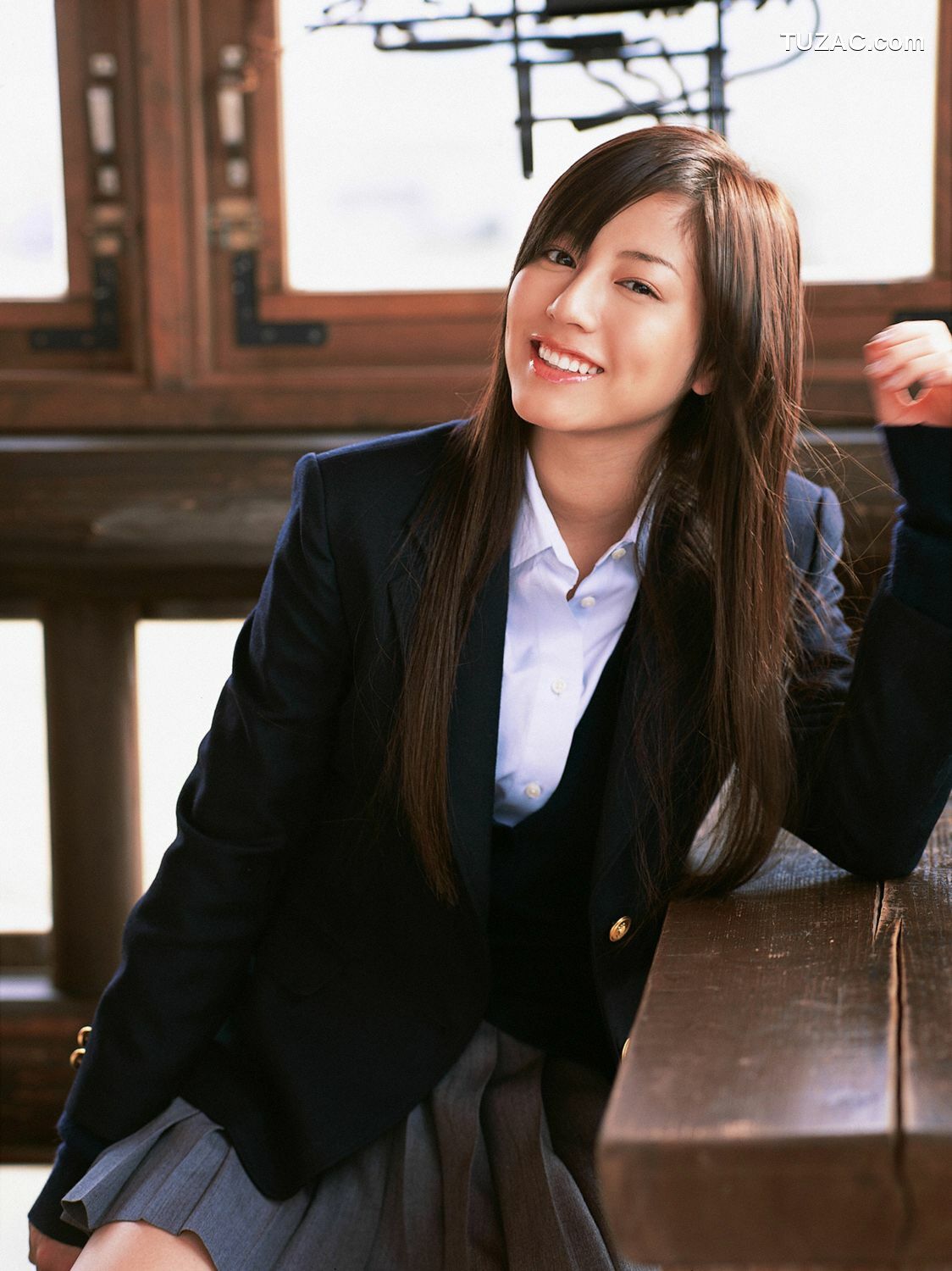 YS Web_杉本有美《超本格派美少女降临!!》写真集 Vol.196[82P]