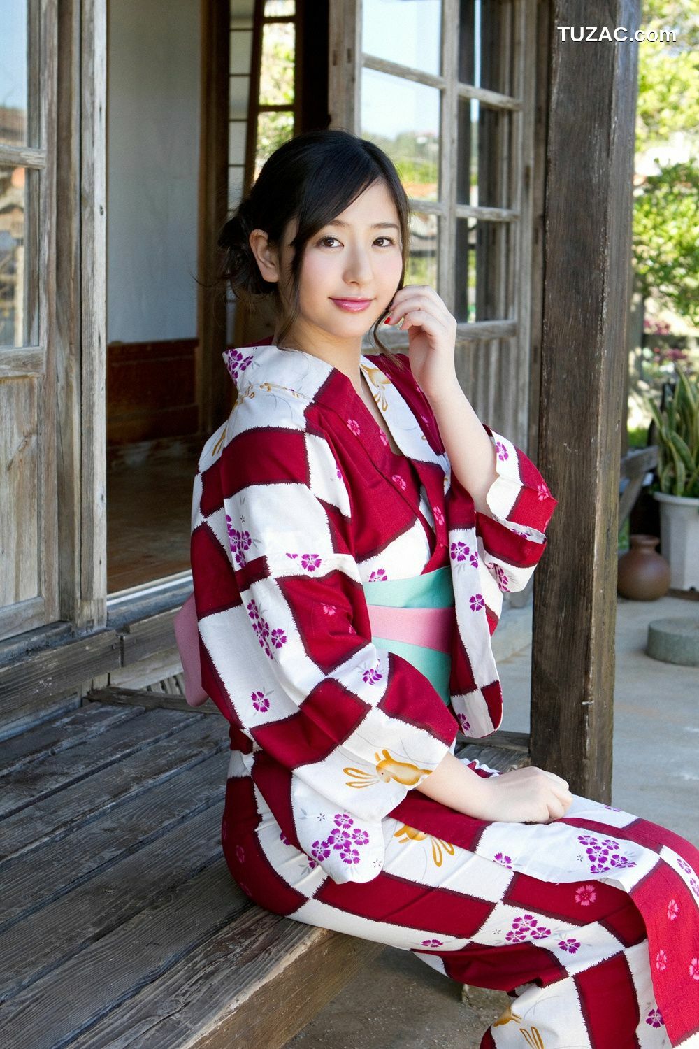 YS Web_村上友梨《たわわに実った...真夏の果実！》写真集 Vol.561[91P]