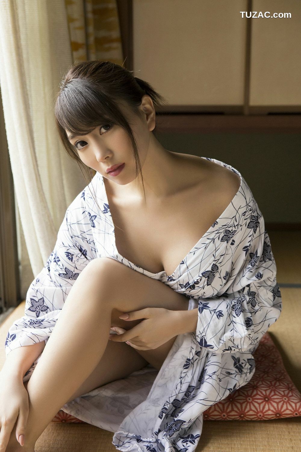 YS Web_森咲智美 「ハイスペックSEXY美女としっぽり温泉旅」 Vol.821 写真集[100P]