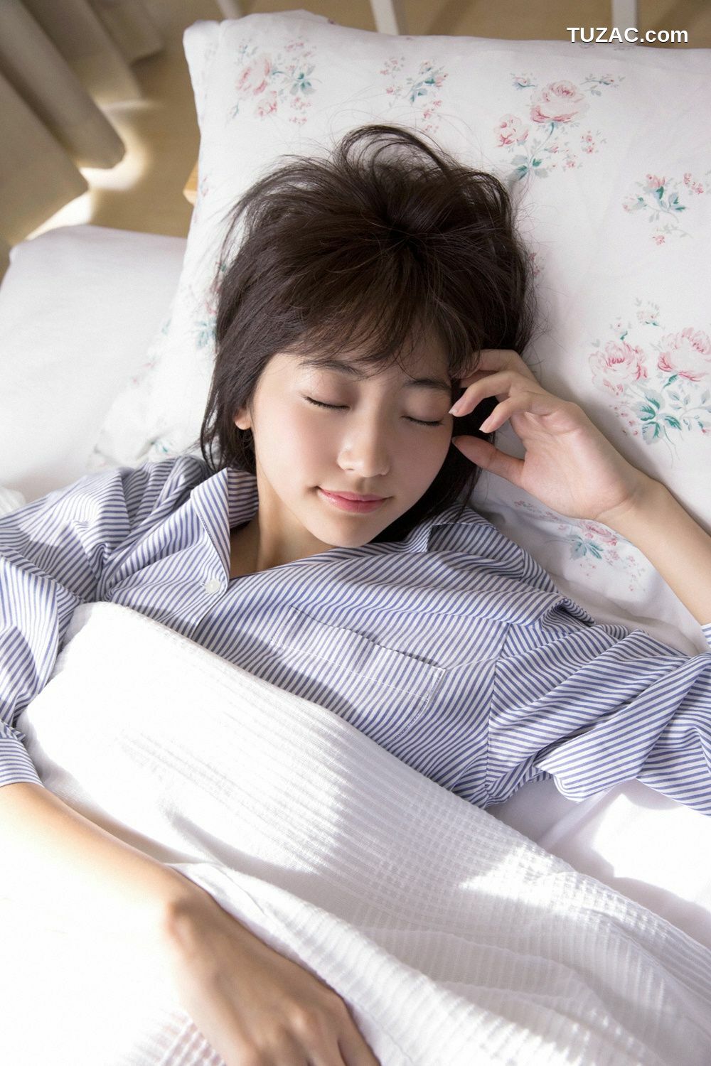 YS Web_武田玲奈《あなたに会えてよかった!》写真集 vol.674[50P]