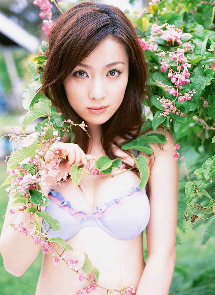 YS Web_濑户早妃/瀬戸早妃《ヒトスジに爱してる》写真集 Vol.160[36P]