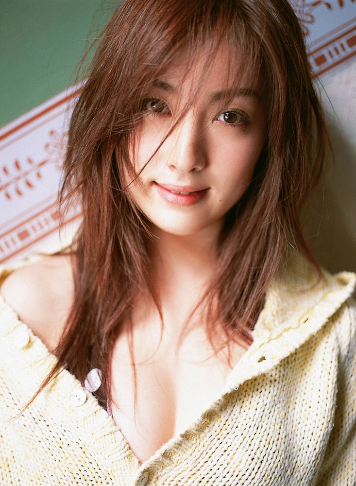 YS Web_瀬戸早妃《Tough &amp;amp; Peace &amp;amp; Beautiful》写真集 Vol.123[73P]