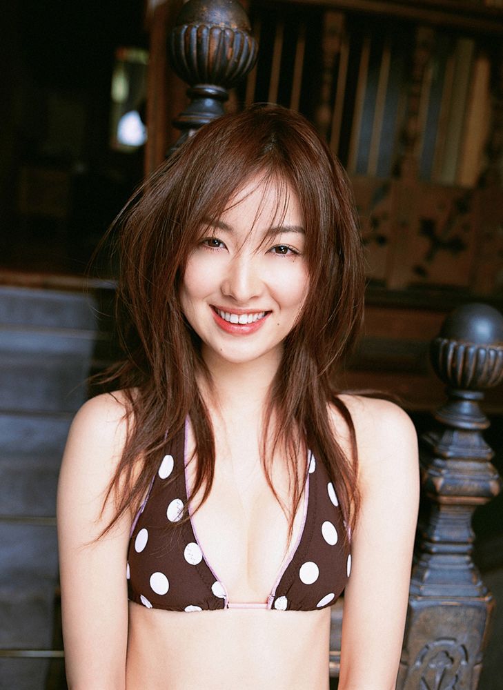 YS Web_瀬戸早妃《Tough &amp;amp; Peace &amp;amp; Beautiful》写真集 Vol.123[73P]