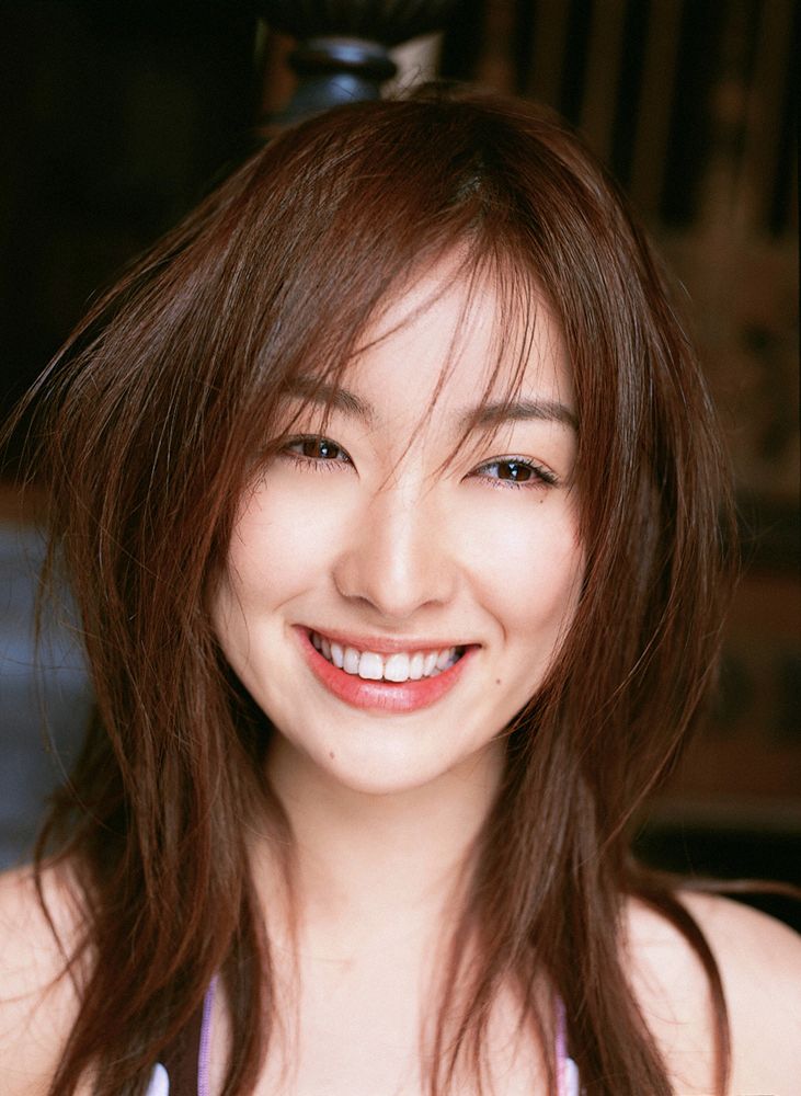 YS Web_瀬戸早妃《Tough &amp;amp; Peace &amp;amp; Beautiful》写真集 Vol.123[73P]