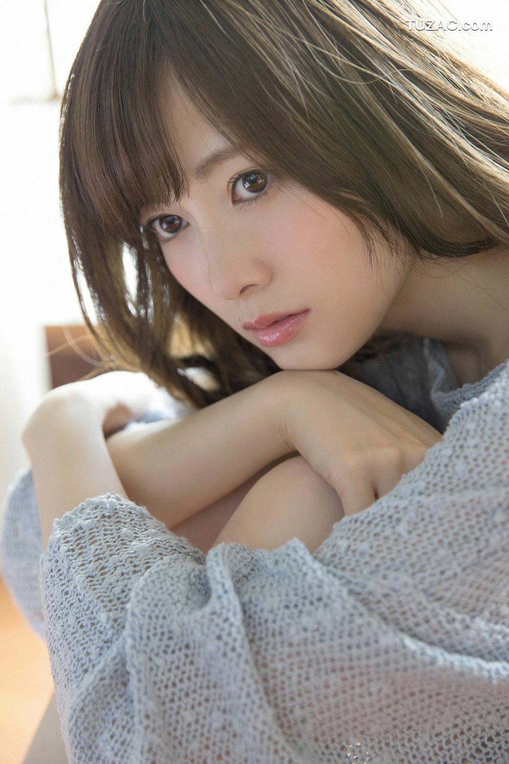 YS Web_白石麻衣《エース登板!!!!!!》写真集 Vol.670[28P]