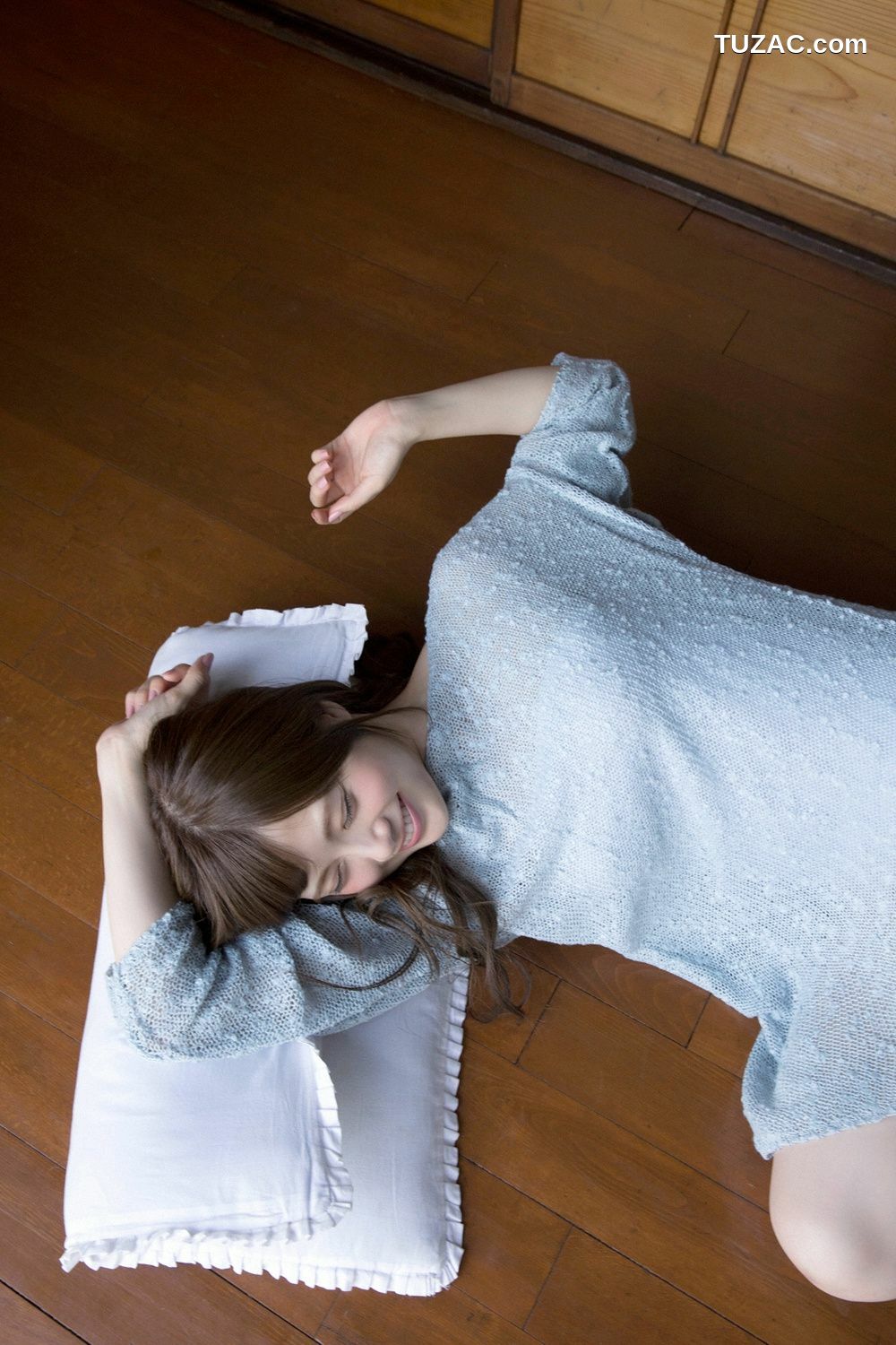 YS Web_白石麻衣《エース登板!!!!!!》写真集 Vol.670[28P]