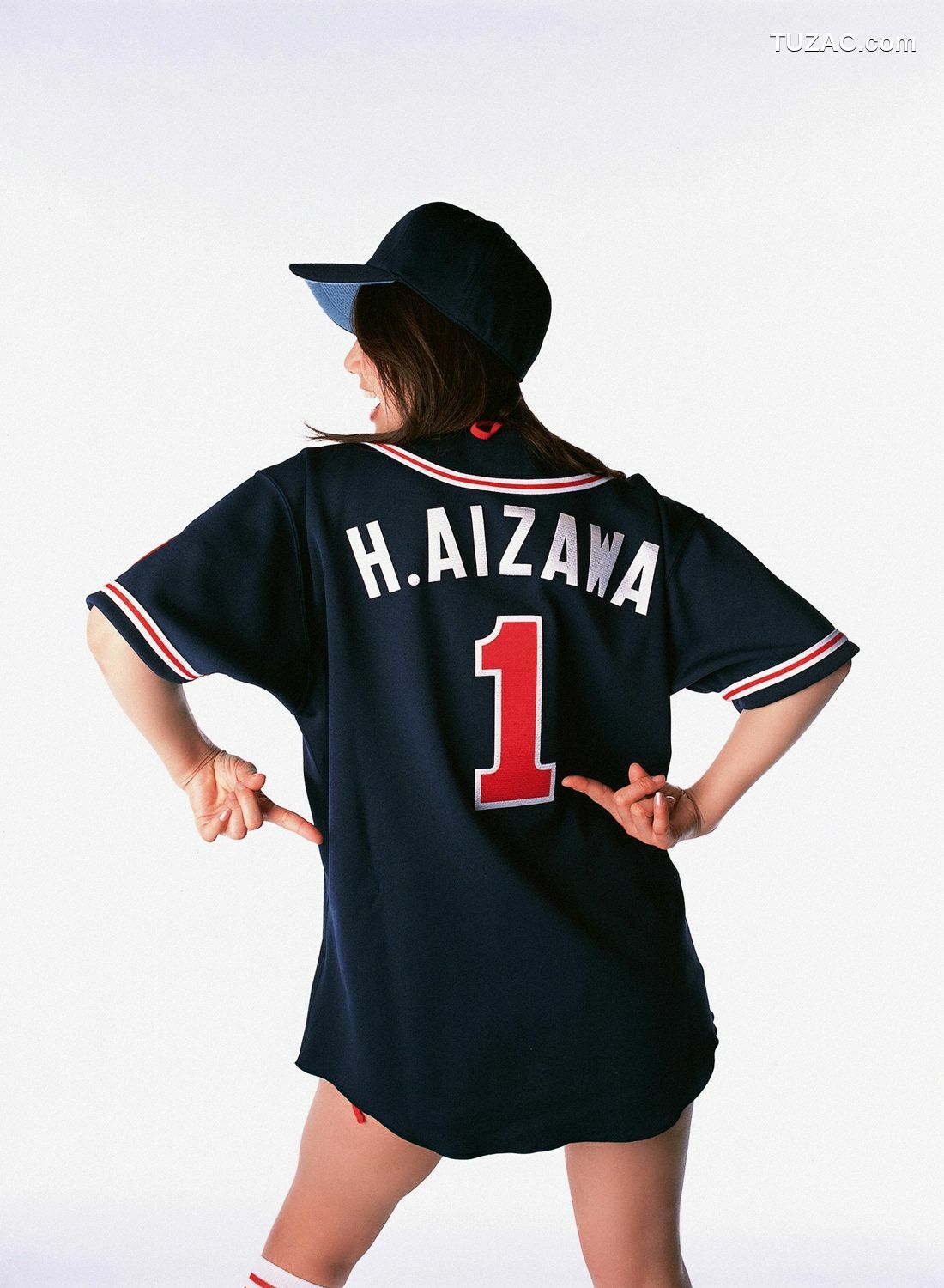 YS Web_相澤仁美《男子のハートに全力投&amp;quot;乳&amp;quot;》写真集 Vol.204[79P]