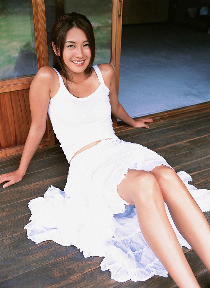 YS Web_矢吹春奈《桟桥で待ち合わせ》写真集 Vol.150[72P]