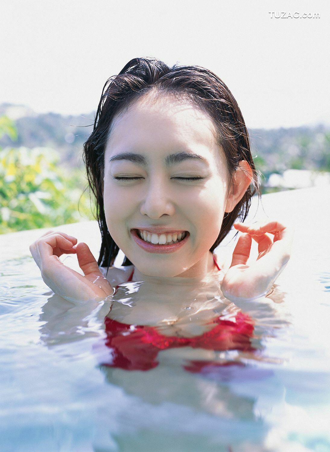 YS Web_秋山莉奈《Watch Her Hip!》写真集 Vol.200[69P]