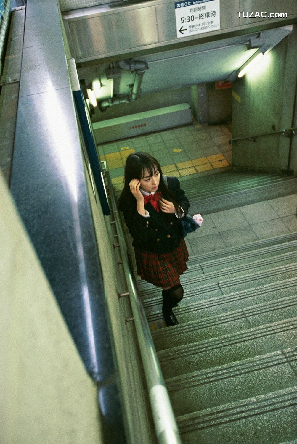 YS Web_秋山莉奈《キミの素颜こつそりのぞいちやいま？？？た》写真集 Vol.207[58P]