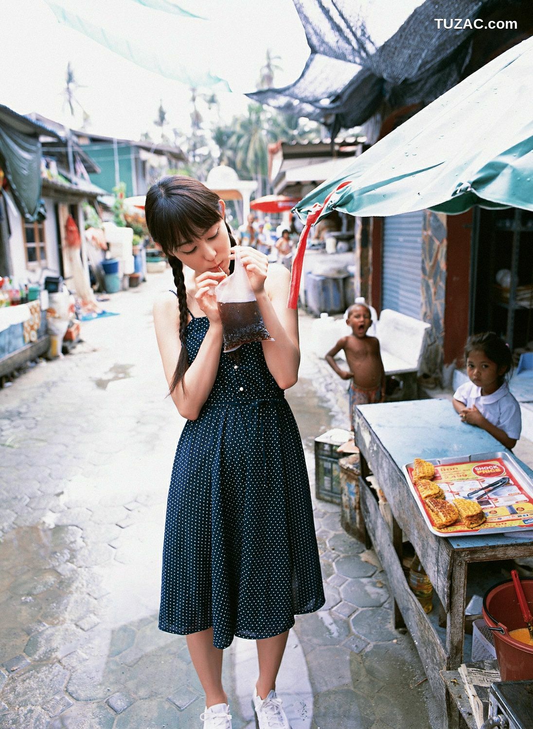YS Web_秋山莉奈《热帯、美少女、ハプニング!!!》写真集 Vol.215[65P]