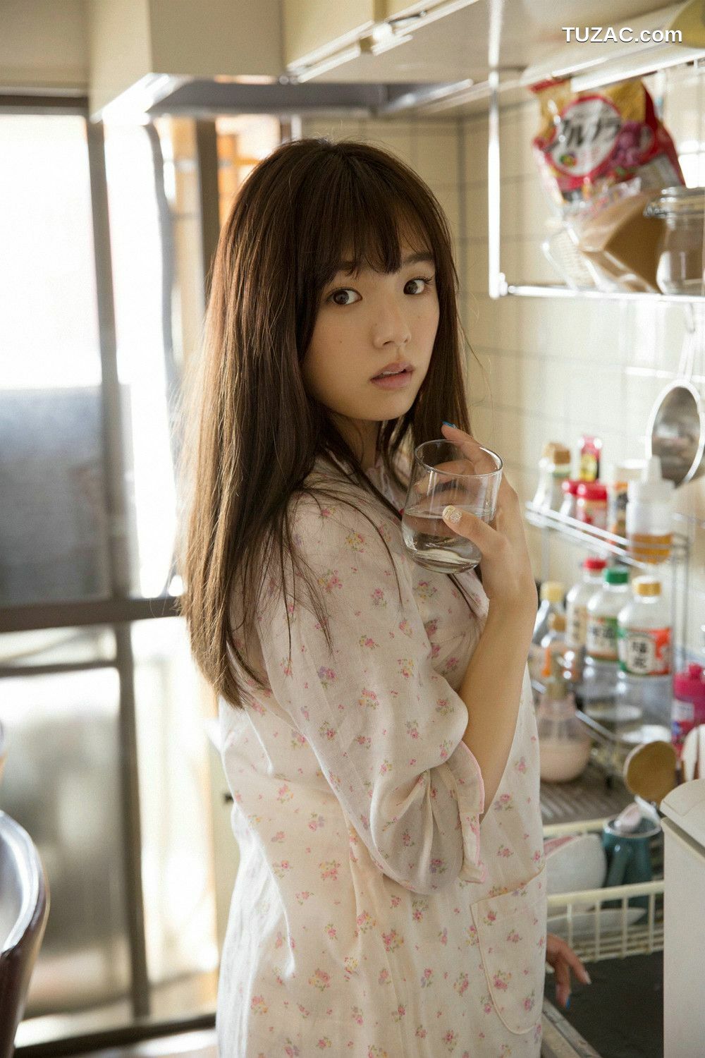 YS Web_篠崎愛《In The Room》写真集 Vol.629[102P]