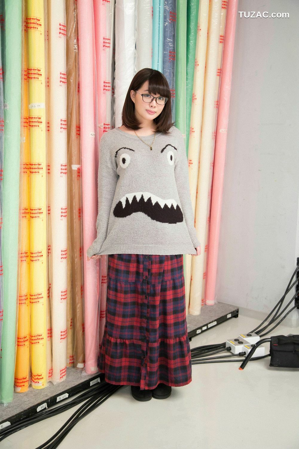 YS Web_萌木七海《高身长+Gカップ+ロリフェイスちゃん入学！》写真集 Vol.652[49P]