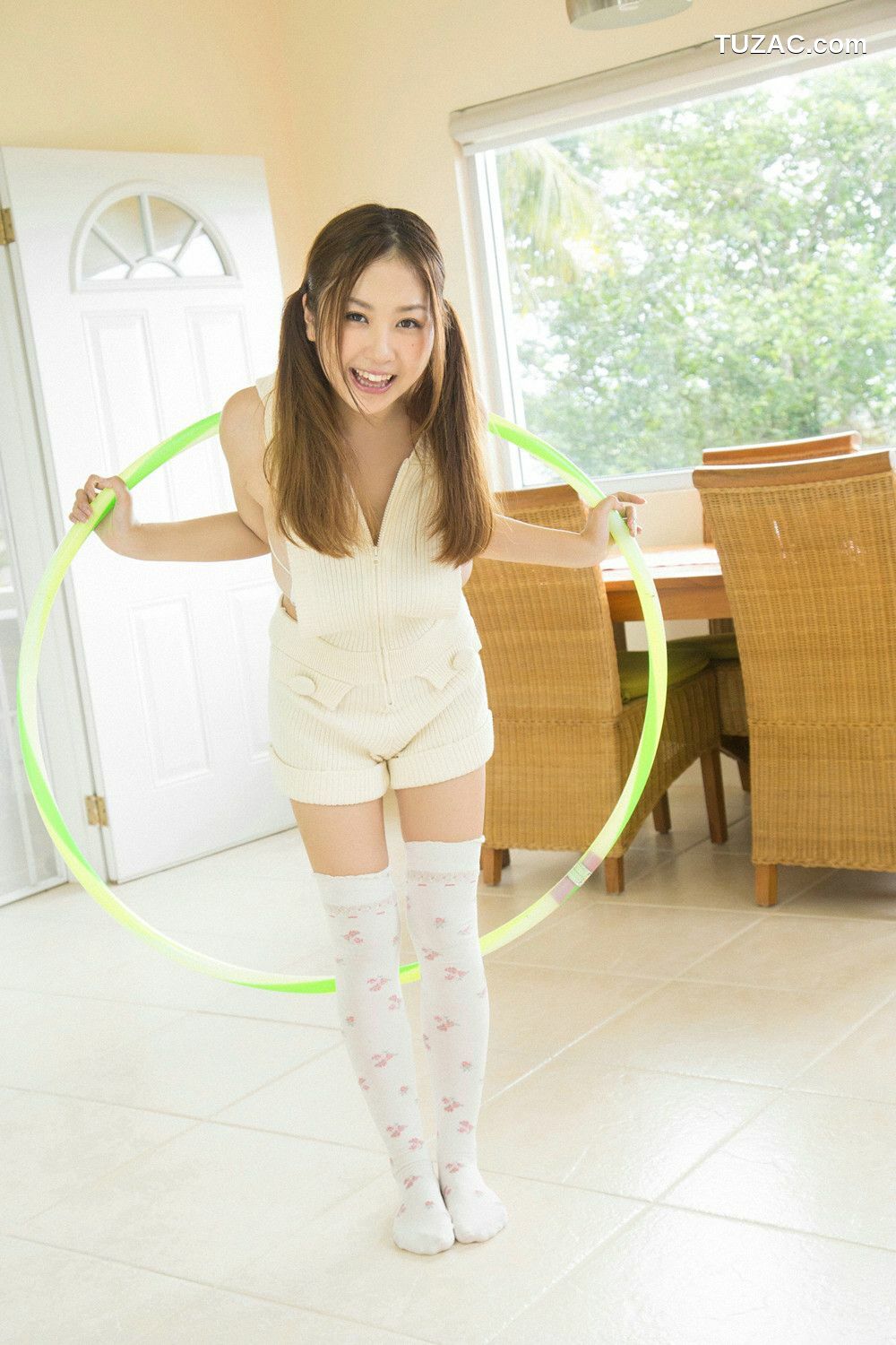 YS Web_西田麻衣《たっぷりプリンセス》写真集 Vol.642[87P]