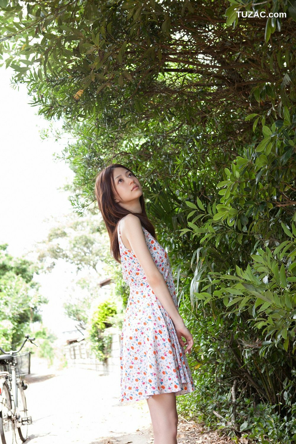 YS Web_逢沢りな/逢泽莉娜《好きにならずにいられないっ!》写真集 Vol.497[97P]