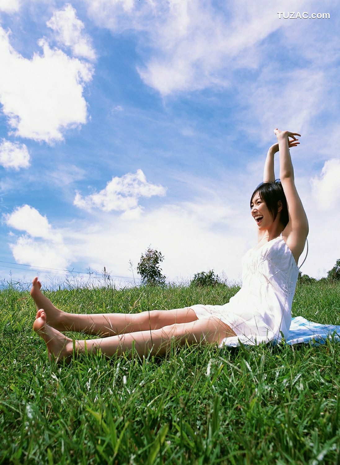 YS Web_長澤奈央《夜明け前》写真集 Vol.268[72P]