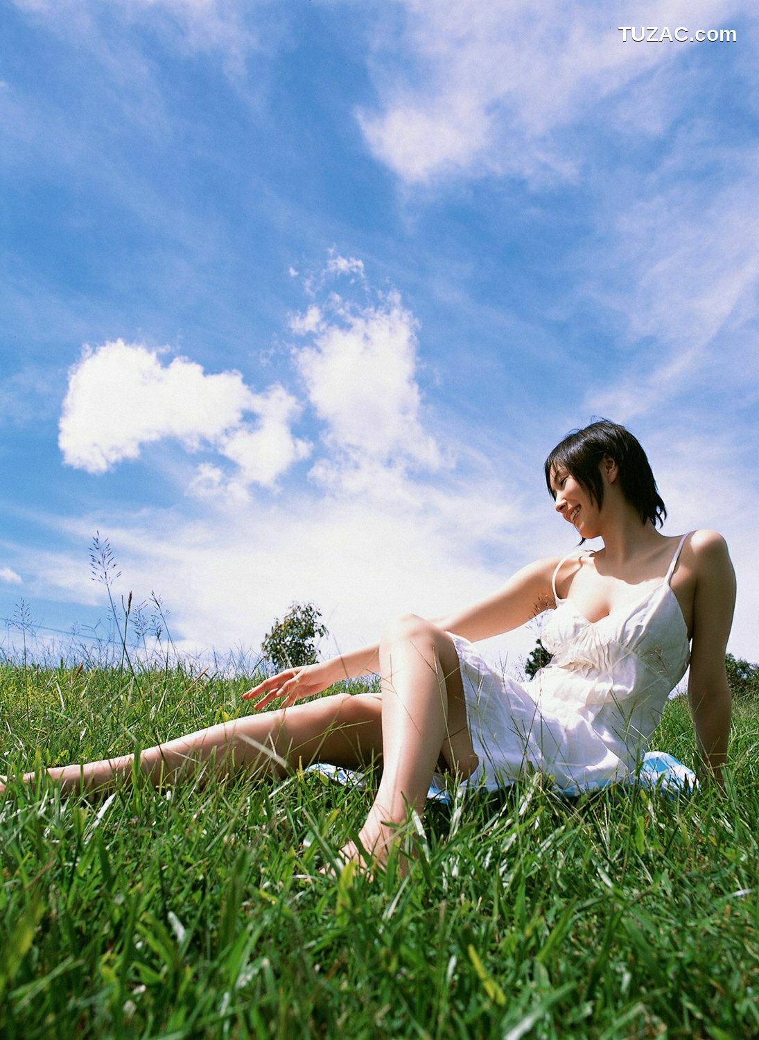 YS Web_長澤奈央《夜明け前》写真集 Vol.268[72P]