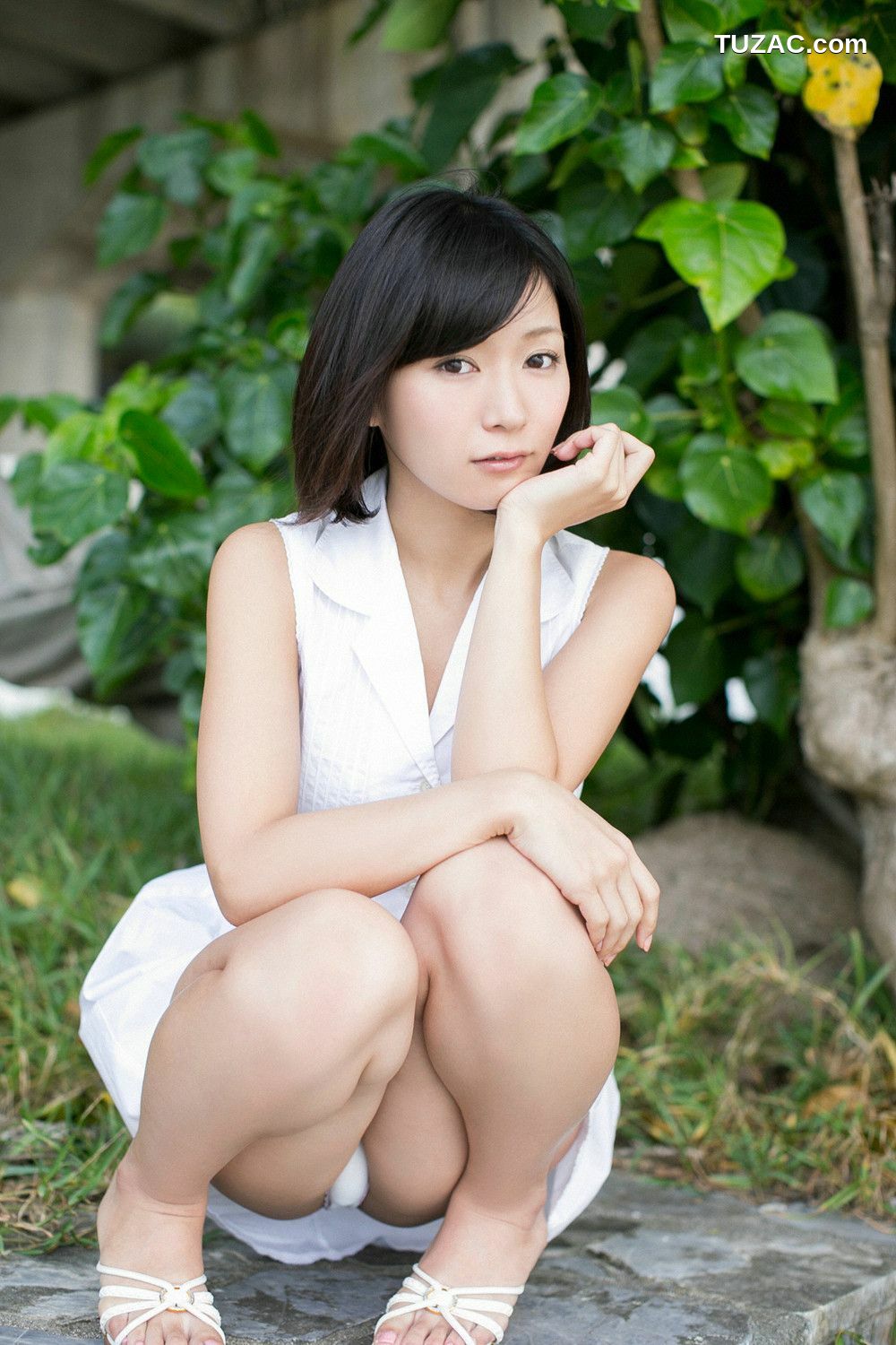 YS Web_階戸瑠李《キュートなヒップにドッキン!》写真集 Vol.603[100P]