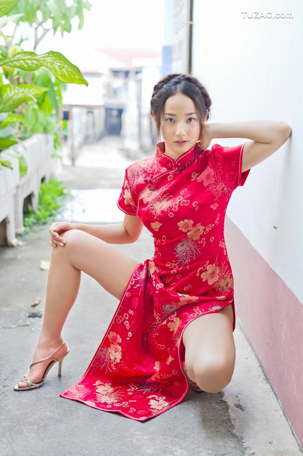 YS Web_高嶋香帆《クイーンオブ・フレッシュアイドル》写真集 Vol.557[80P]
