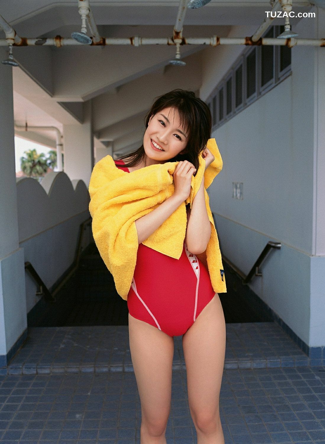 YS Web_高部あい/高部爱《ハンカチ世代のエース美少女!》写真集 Vol.212[51P]