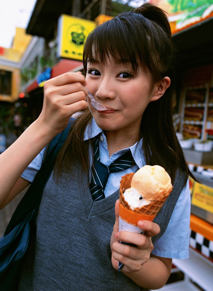 YS Web_高部あい《もぎたて女子高生アイドル》写真集 Vol.182[51P]