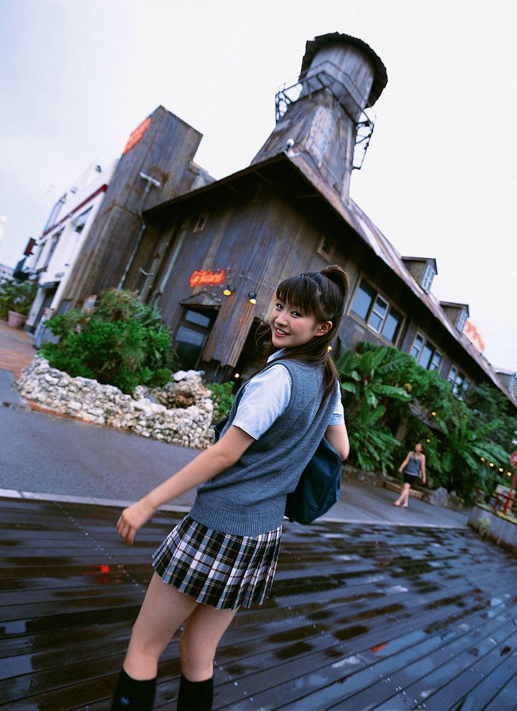 YS Web_高部あい《もぎたて女子高生アイドル》写真集 Vol.182[51P]