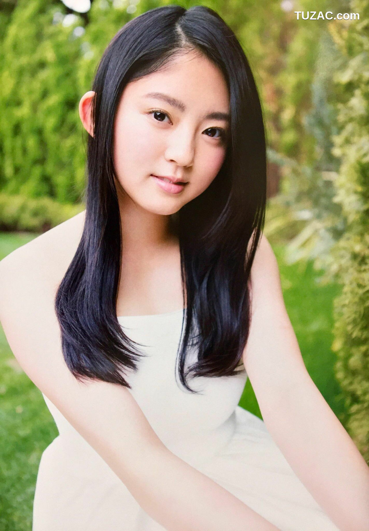 Young Champion杂志写真_ 乃木坂46 2016年No.05 写真杂志[14P]